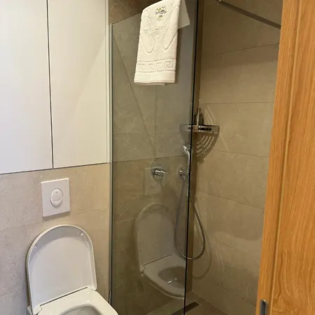 305 Apartman Zlatni Javor Appartamento Jahorina